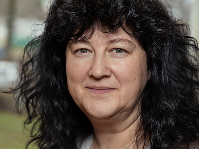 Portraitbild Ivonne Hoffmann